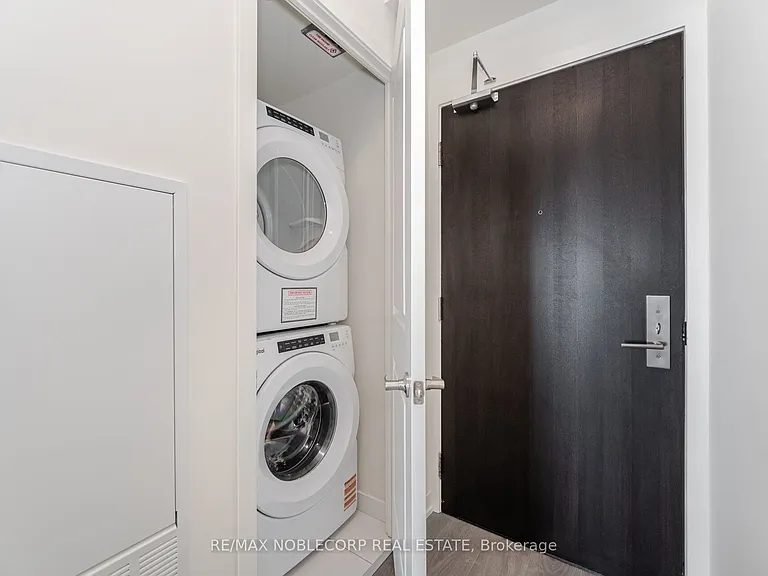38 Annie Craig Dr #2105 — Photo 21