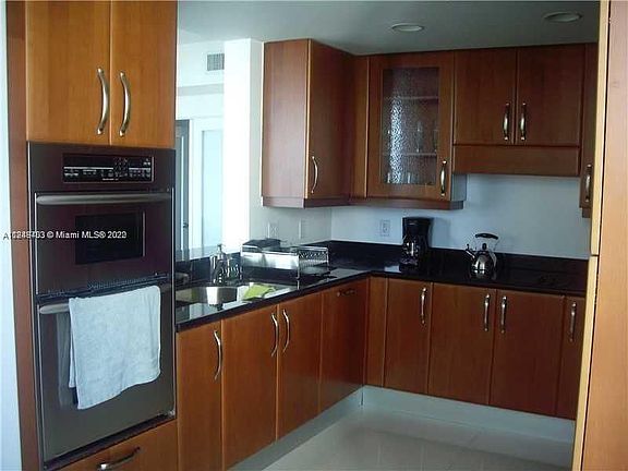5th image of 19400 Turnberry Way APT 1231