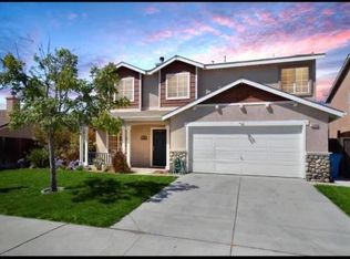 2380 Calistoga Dr, Hollister, CA 95023