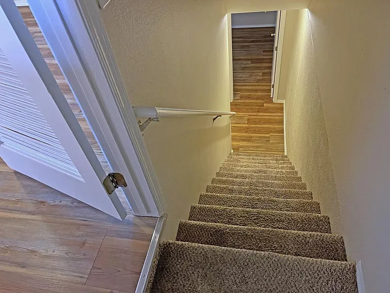 3426 Queen Anne Way — Photo 17