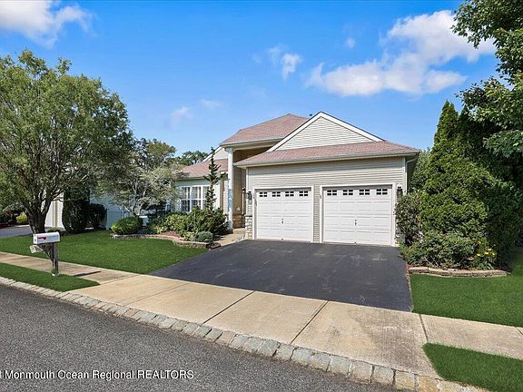 2nd image of 24 Verona Drive