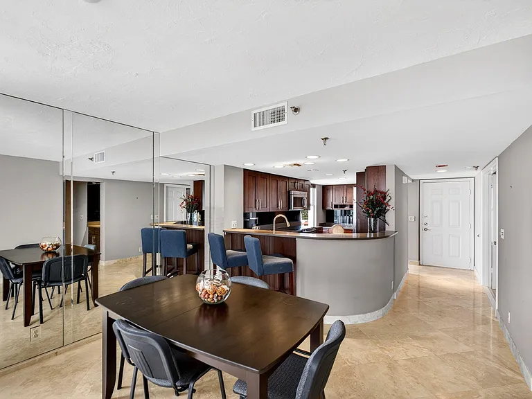 3901 S Flagler Dr #703 — Photo 9