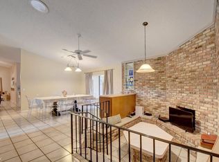 7168 San Salvador Dr, Boca Raton, FL 33433