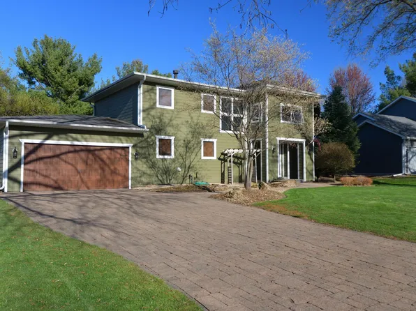 1160 Sycamore St W, Stillwater, MN 55082