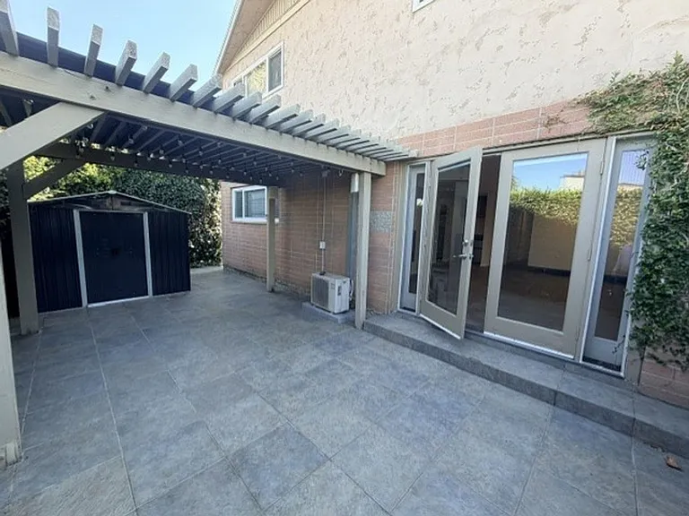 3785 Pershing Ave — Photo 22