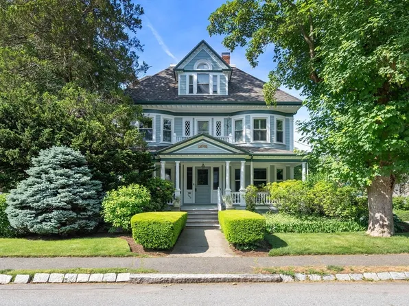 103 Hunnewell Ave, Newton, MA 02458