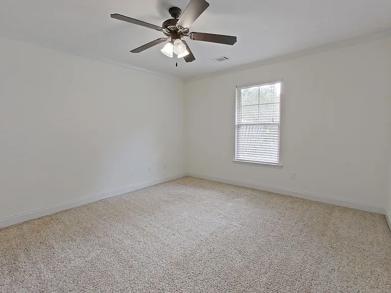 528 Scenic Dr — Photo 9