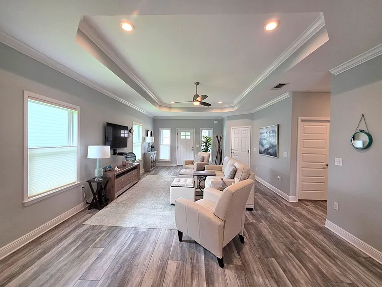 706 Upper Heron Way — Photo 5