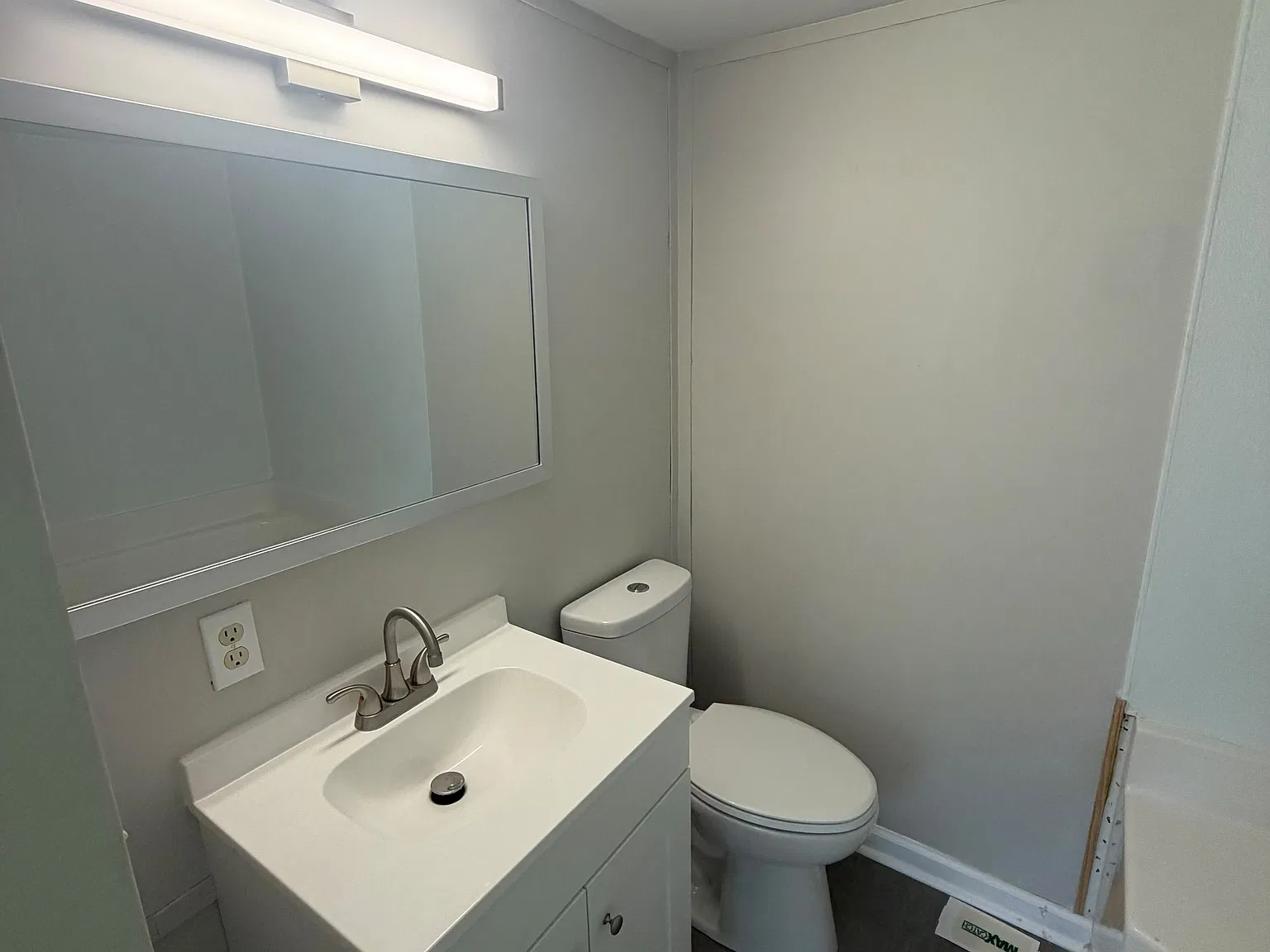 2 bed, $900 — Photo 2