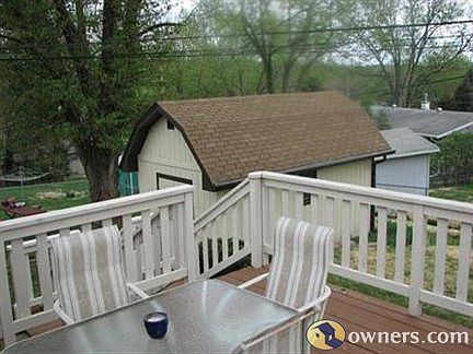 Large 2-tiered deck & view of large shed