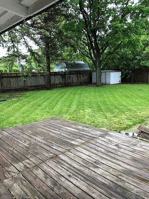3 bed, 1.5 bath, 1192 sqft, $1,975 — Photo 2