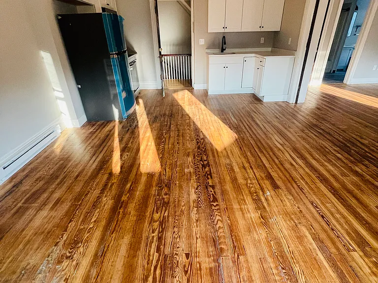 110 E Main St #2A — Photo 9