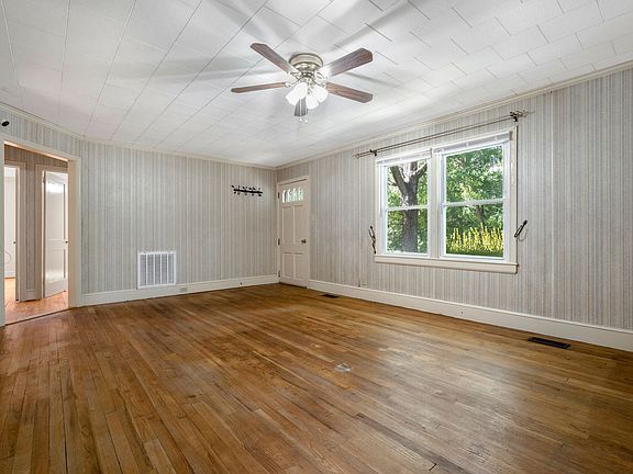 4th image of 5909 George King Rd