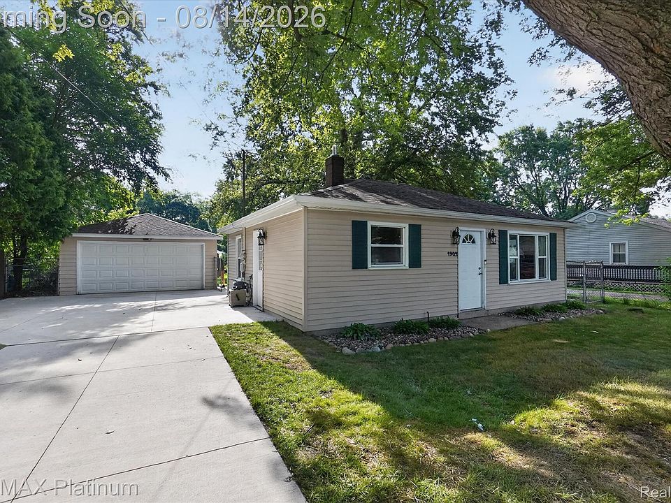 1st image of 1902 Adelpha Ave