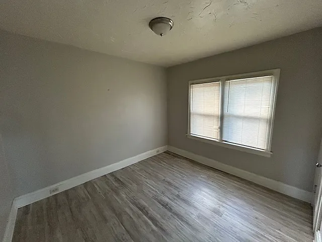 10806 Fidelity Ave #1 — Photo 7