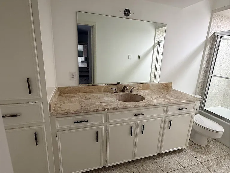7822 Albin Ln — Photo 8