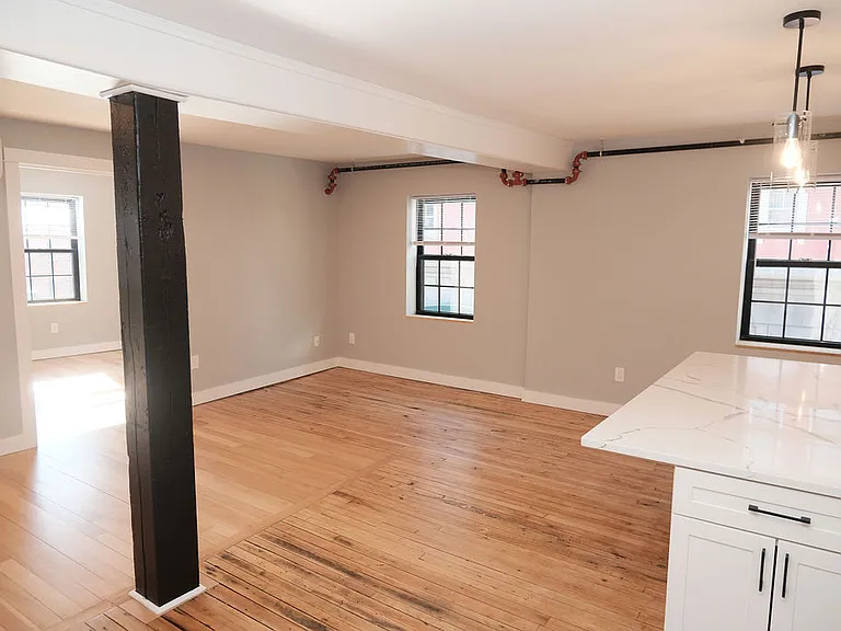 444 Fore St #202 — Photo 6