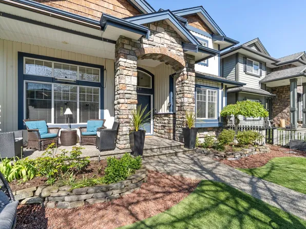 10363 Robertson St, Maple Ridge, BC V2W 0A8