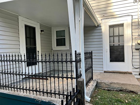 4th image of 322 Dupont Ave