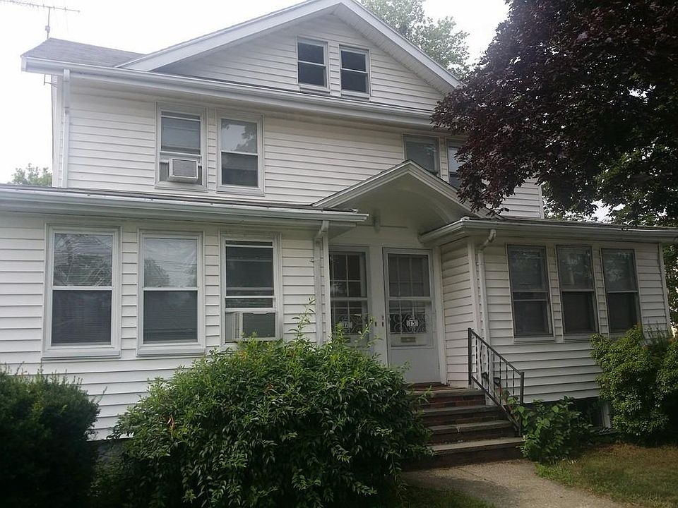 1st image of 17 West St #17