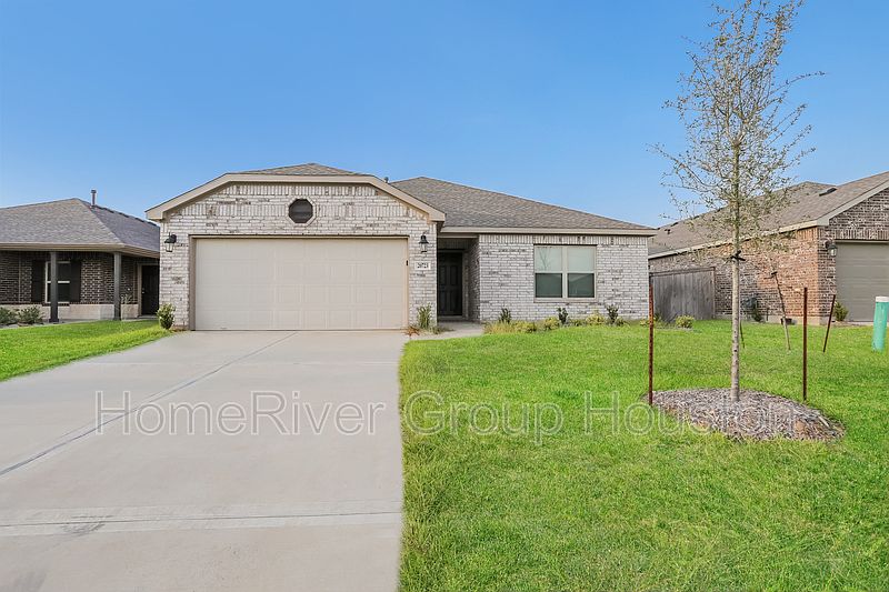 1st image of 20723 Southern Woods Dr