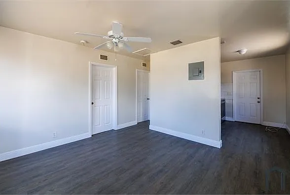 404 NW 4th Ave #1 — Photo 4