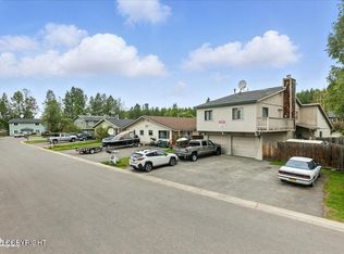 8601 Moss Ct, Anchorage, AK 99504