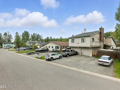 8601 Moss Ct, Anchorage, AK, 99504
