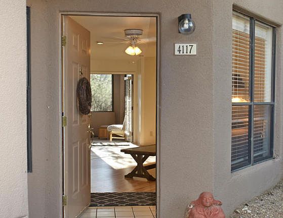 3rd image of 6655 N Canyon Crest Dr