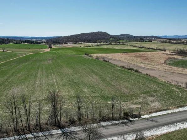 1705 Market Road, Bridport, VT 05734