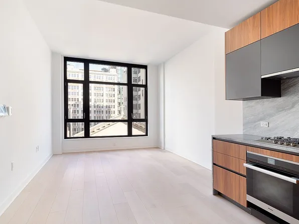 128 W 23rd St APT 7C, New York, NY 10011