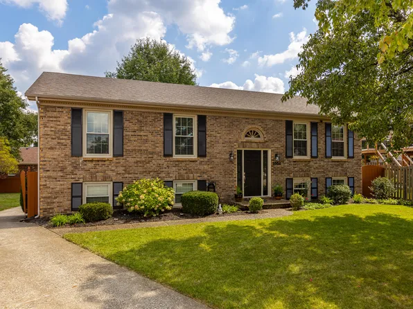 3504 Emerald Cir, Lexington, KY 40503