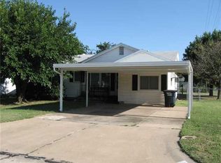 1201 Rose Dr, Shawnee, OK 74804