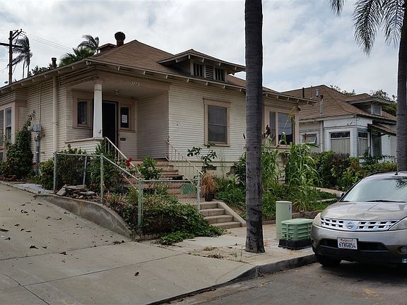 2nd image of 1241 23rd St