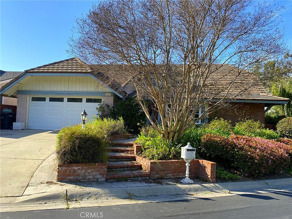 1st image of 1294 N Jamestown Way