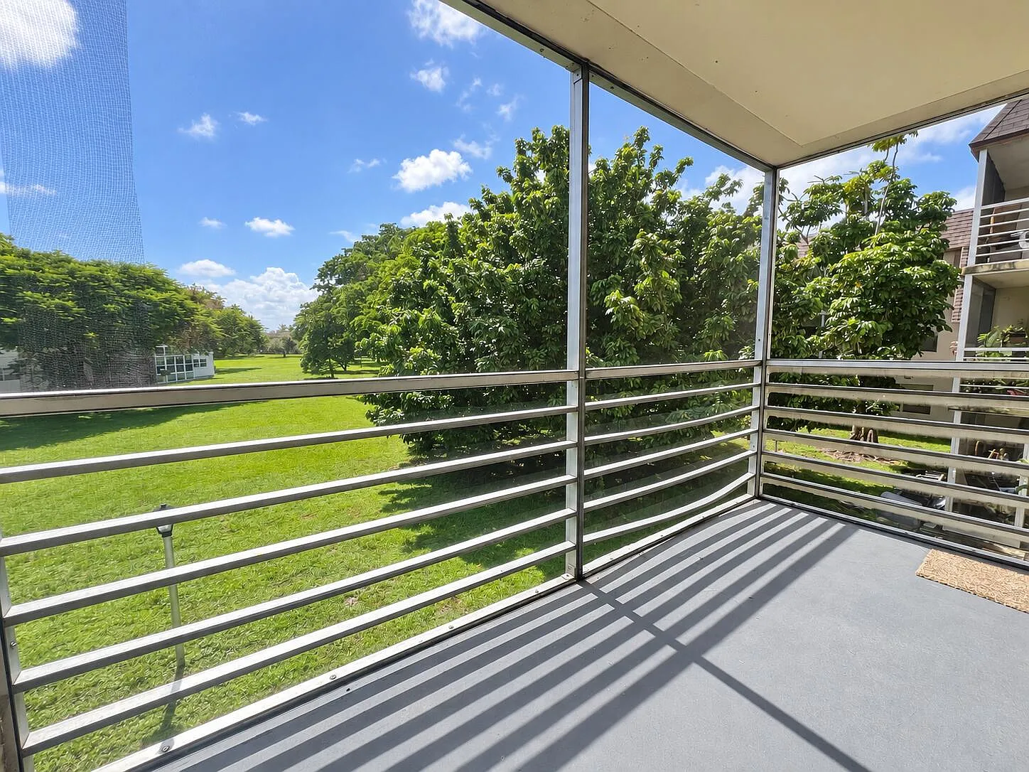 2 bed, 2.0 bath, 960 sqft, $1,975 — Photo 1