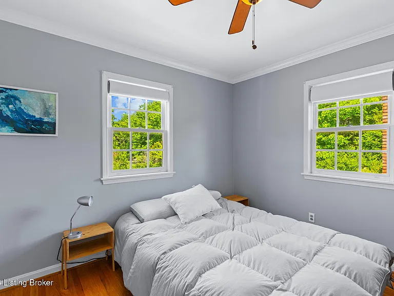 10807 Helmsdale Ln — Photo 30