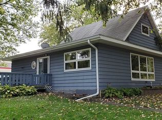 311 W Main St, Alma Center, WI 54611