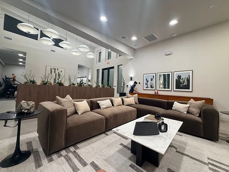 2121 W Sonoran Desert Dr #9 — Photo 10