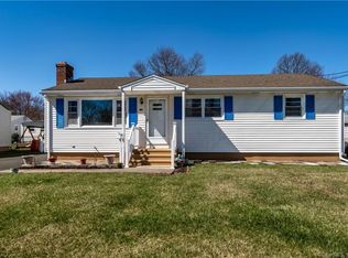 91 Brussels Ave, Wethersfield, CT 06109