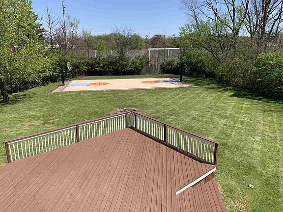 4th image of 6857 Marmont Ct