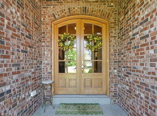 106 Forest Club Ct, Lake Saint Louis, MO 63367