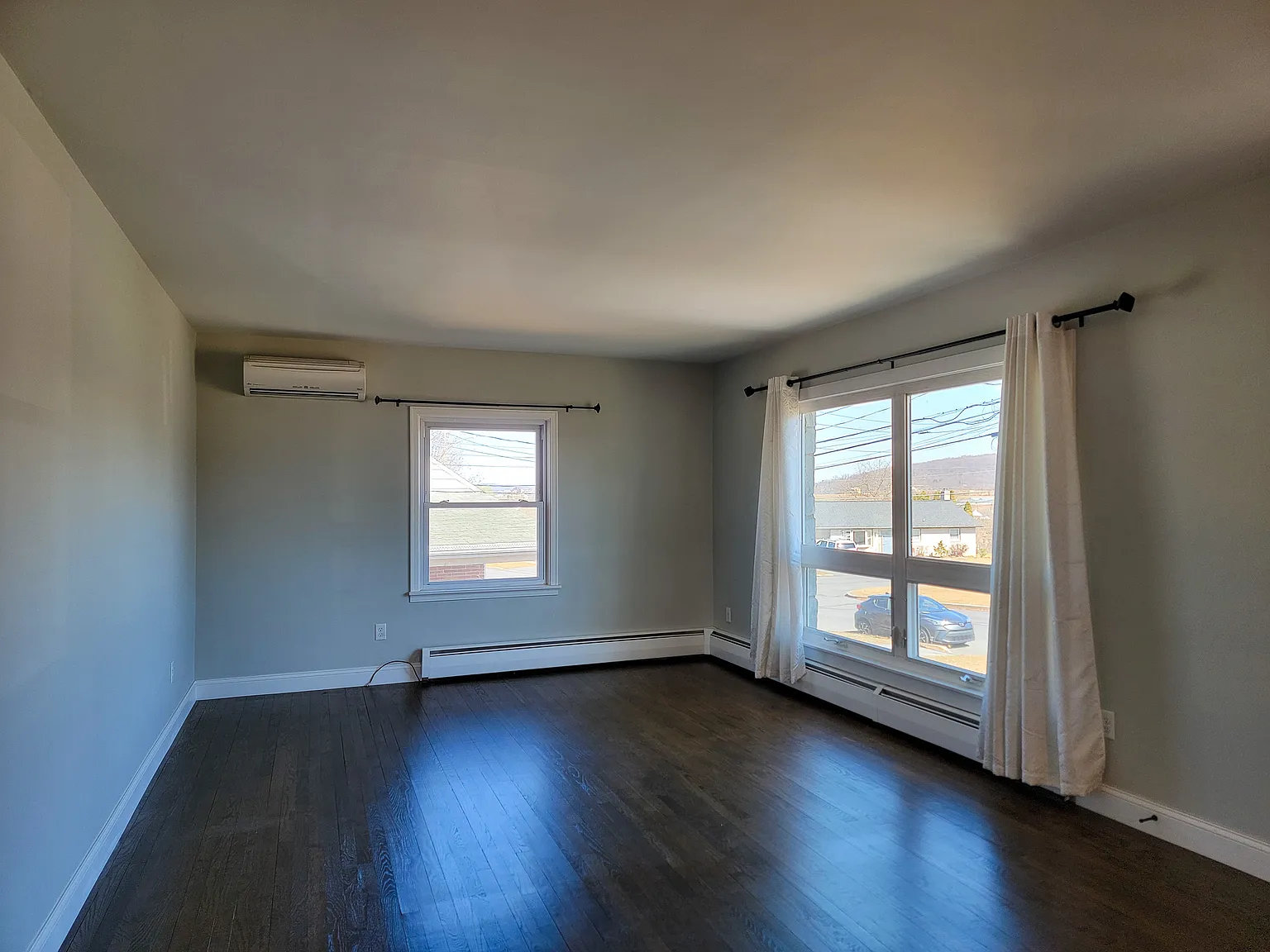 3 bed, 1290 sqft, $1,650 — Photo 4