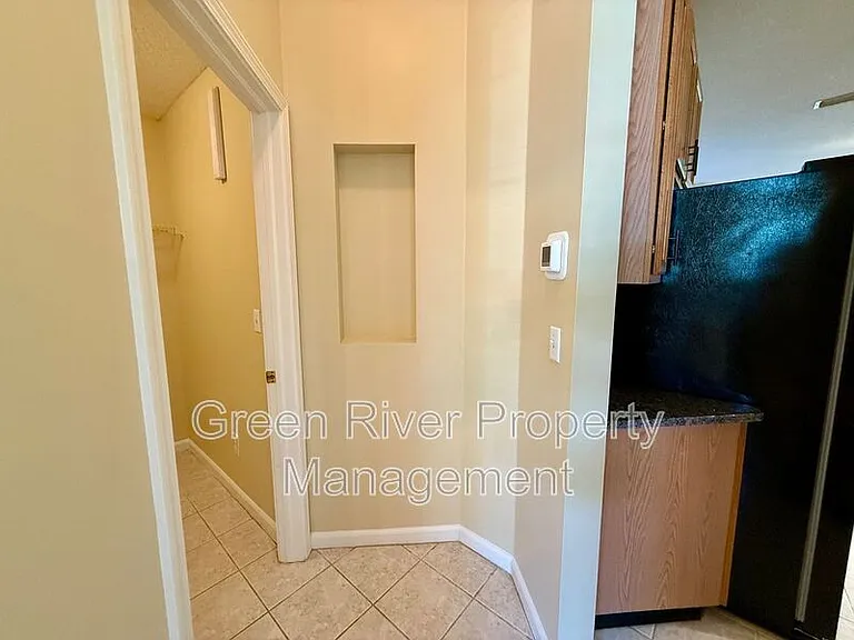 8716 Canopy Oaks Dr — Photo 17