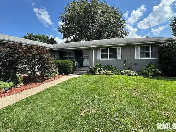 72 Covered Bridge Acres, Glenarm, IL 62536