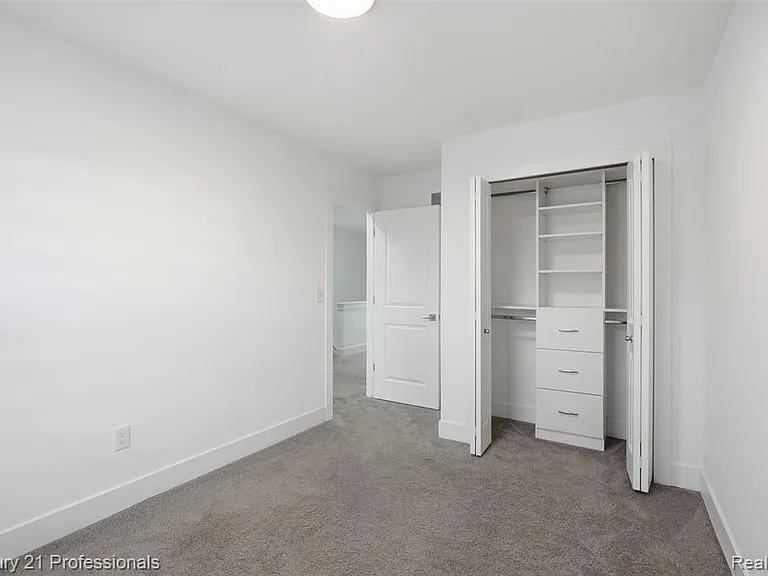 2917 Summers Pl — Photo 26