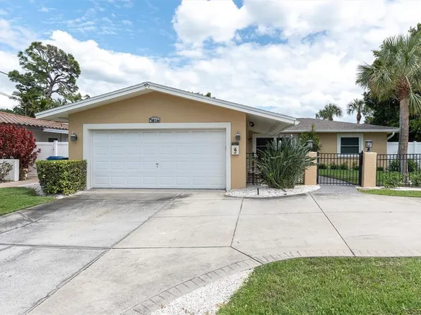 4801 Shore Acres Blvd NE, Saint Petersburg, FL 33703