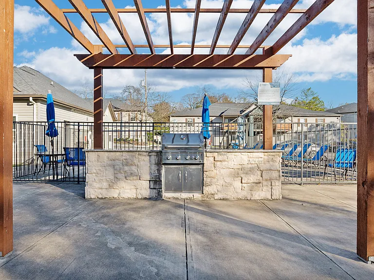 Community Grill Station