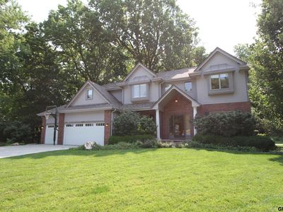 207 W Martin Dr, Bellevue, NE, 68005
