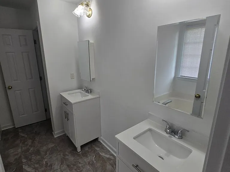 312 Shade Tree Dr — Photo 6
